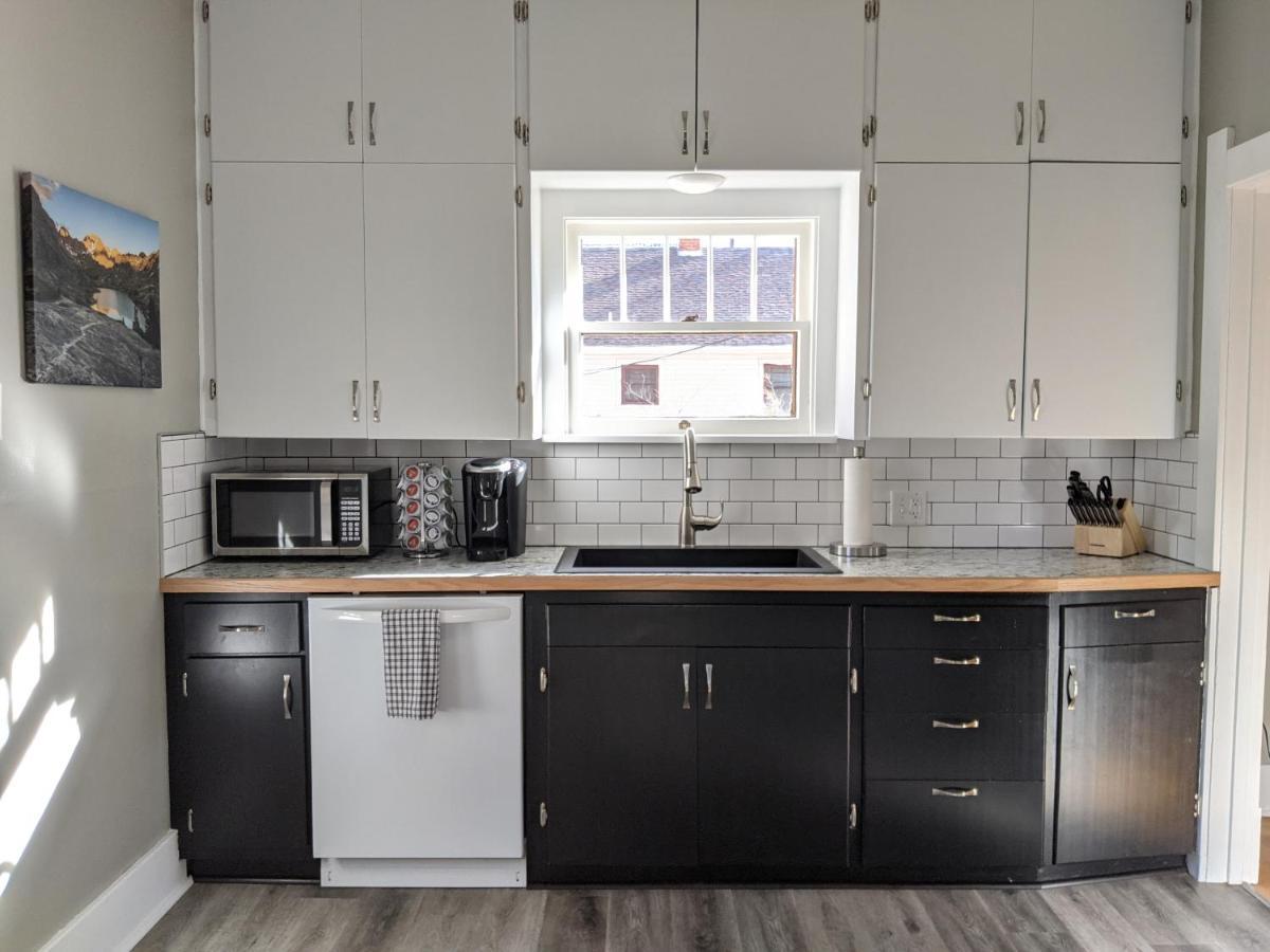 The Lewis House-Upper Level-A Peaceful Spot! Apartment Laramie Ngoại thất bức ảnh