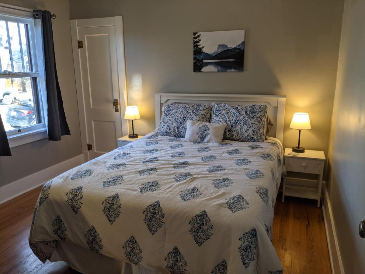 The Lewis House-Upper Level-A Peaceful Spot! Apartment Laramie Ngoại thất bức ảnh